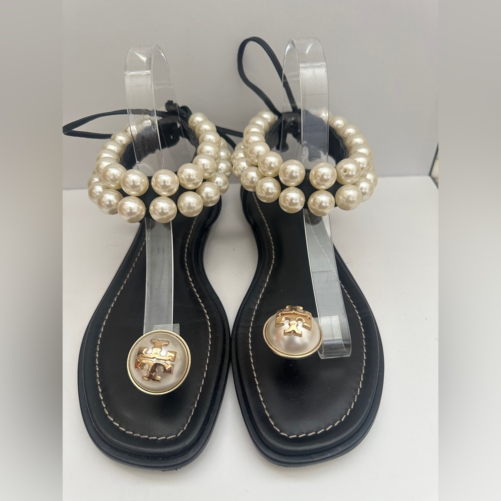 Tory Burch Melody black leather sandals gold-tone hardware pearl accents Sz 38 - Picture 2 of 11